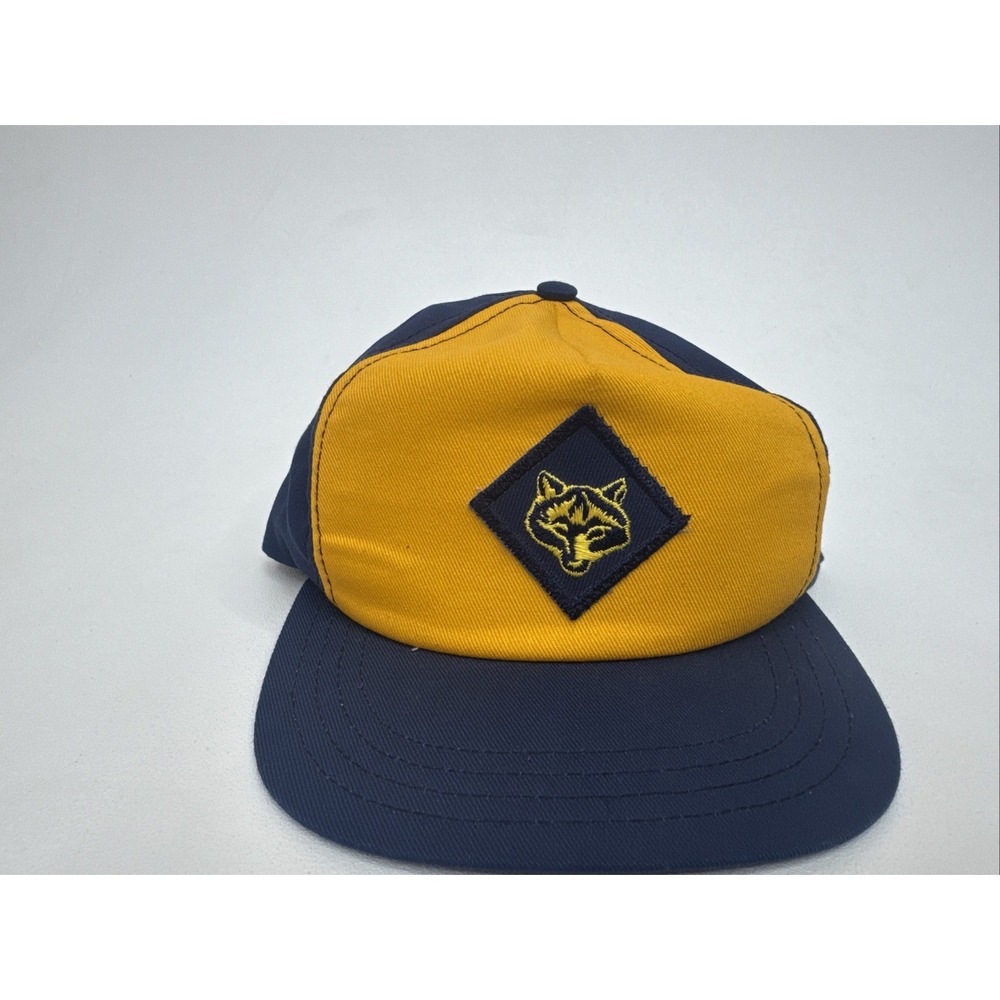 Cub Boy Scouts Wolf Badge Hat Cap Snapback Gold Blue S/M
